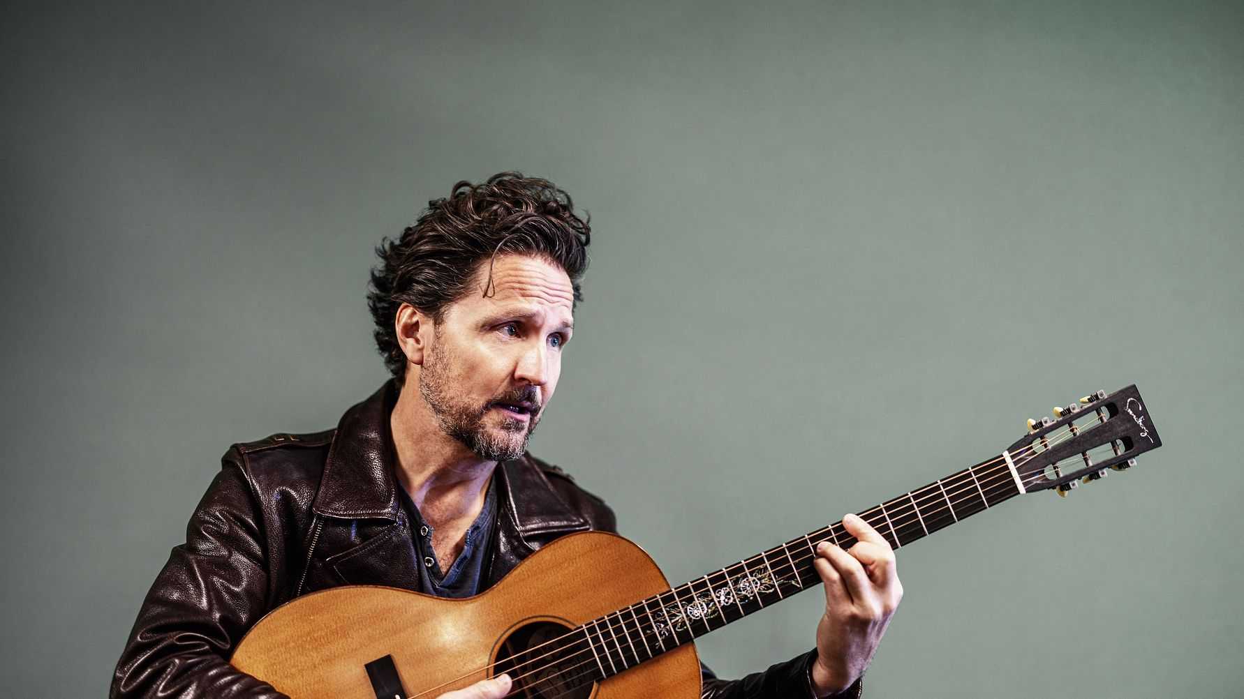 Moneybrother adderar extrakonsert – firar 20 år med ”To Die Alone” på Göta Lejon i mars