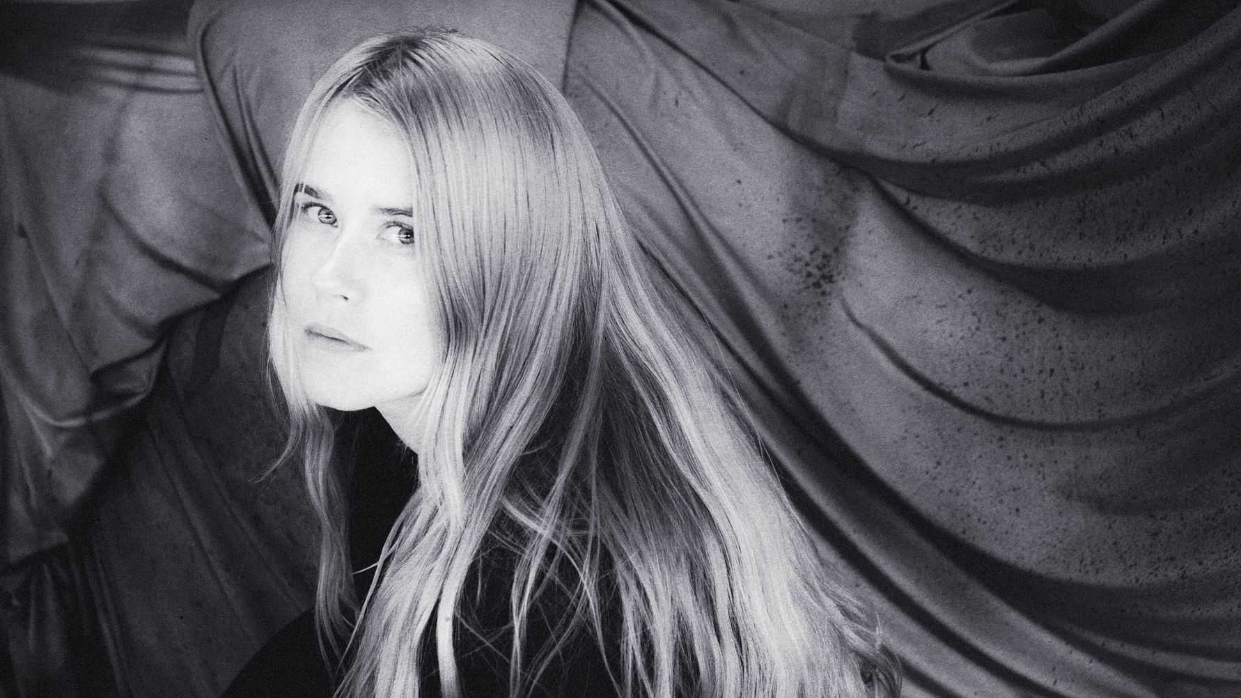 Anna von Hausswolff åker på turné – nytt album ute i höst