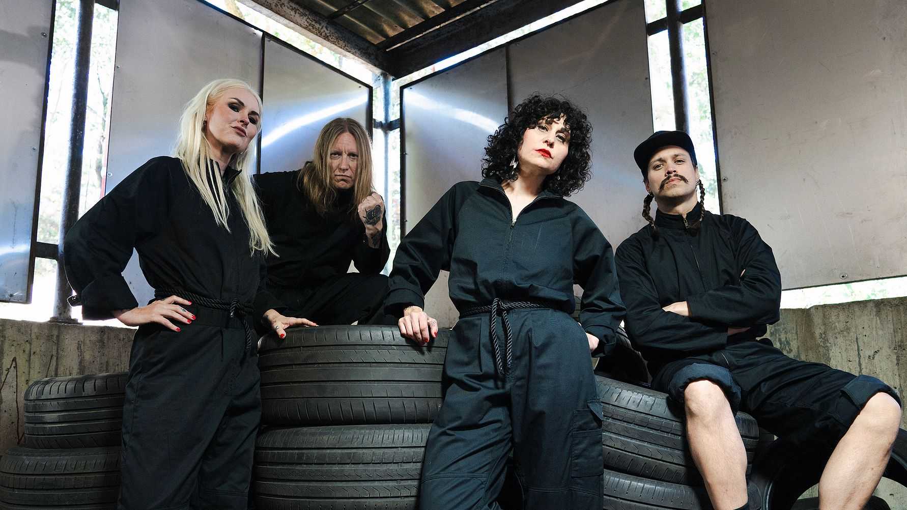 Punkrockfavoriterna The Baboon Show intar Sverige våren 2026