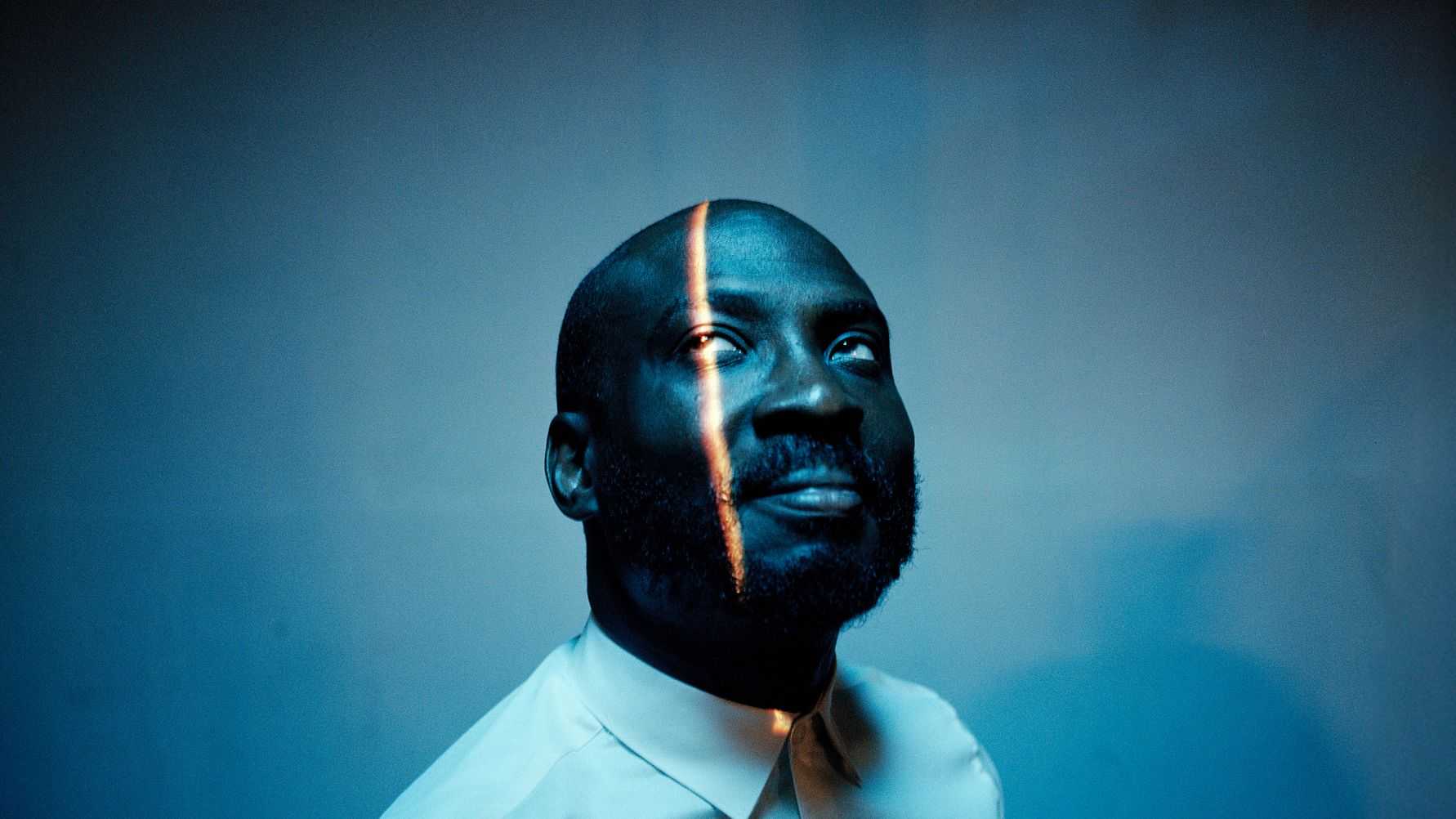 Albumaktuella Joshua Idehen åker på Europaturné – två stopp i Sverige