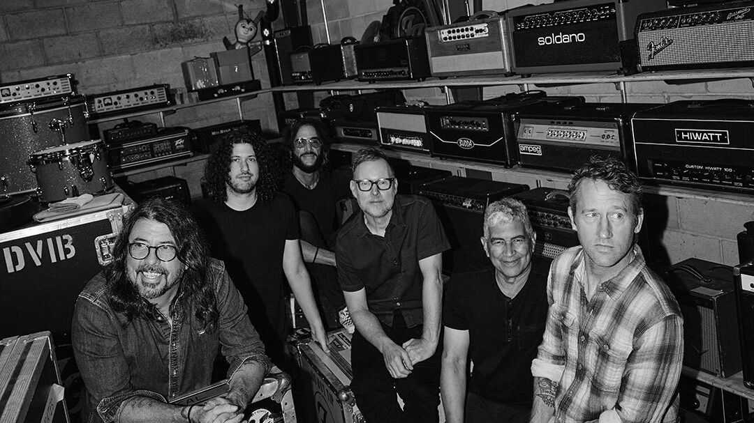 FOO FIGHTERS ÅKER PÅ EUROPATURNÉ – KOMMER TILL STRAWBERRY ARENA 2026