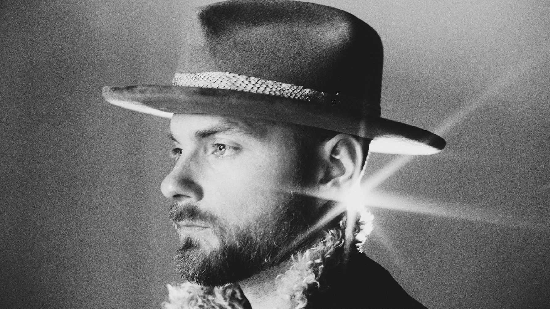 Ásgeir till Stockholm i vår - med nytt album i ryggen