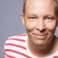 Evenemang: årsta Comedy Med Patrik Larsson M Fl