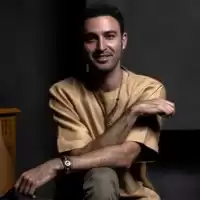 Evenemang: Sina Bathaie – White Lotus World Tour 2026