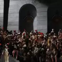 Evenemang: Metropolitanoperan Ger Andrea Chénier