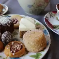 Evenemang: Afternoon Tea Med Tema Kungliga Bröllop