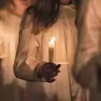 Evenemang: Lucia – Ljuset Som Lyser I Mörkret 13 Dec