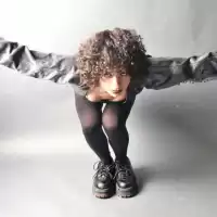 Evenemang: 13/3 Julie Pavon | Debaser Nova