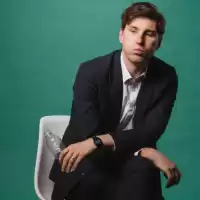 Evenemang: Sean Mcloughlin: White Elephant