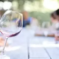 Evenemang: Vinprovning På Enångers Bygdegård