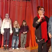 Evenemang: Hökis Visrum Presenterar I Samarbete Med Cornelis Vreeswijksällskapet & Timmermansgården - Hemgård Och Kulturhus. Unga Tolkar Co