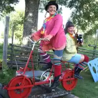 Evenemang: En Svängom I Astrids Värld