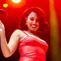 Evenemang: Raye - Avicii Arena 7/2 2026 - Bussresa För Dig Med Konsertbiljett