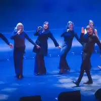 Evenemang: Scenlunch: Landet Runt - Med Allvar Och Strunt