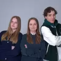 Evenemang: Odd One Out - Triple Threat