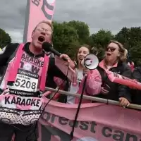 Evenemang: Hela Dagen Lång Karaoke Maraton