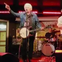 Evenemang: 9 String Band, Drums & Horn