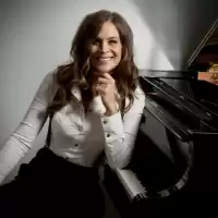 Evenemang: Musik Och Konst På Lunchen Med Karin Westerberg