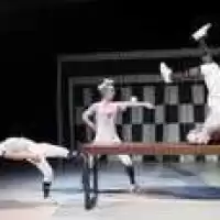 Evenemang: Claire Parsons - Puder