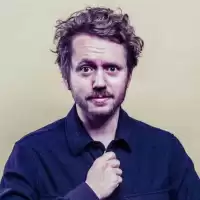 Evenemang: Tre Sagor Och En Begravning