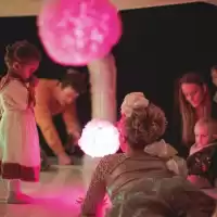 Evenemang: Söndagsscen: Gro Med Big Wind