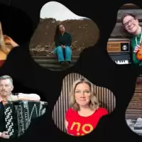 Evenemang: Väylä, Kieli Ja äänet- älven, Språket Och Rösterna