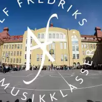 Evenemang: Sure On This Shining Night