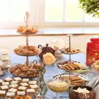 Evenemang: Afternoon Tea: Hatt Couture Kl. 12.00