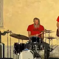 Evenemang: He Who Walks Behind The Rows - Skräckfilmsrock