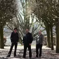 Evenemang: Tomi Leino Trio (fi), Scalateatern