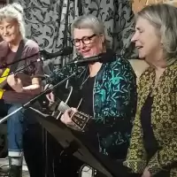 Evenemang: Nya Trion