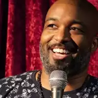 Evenemang: Kärrtorp Comedy Med Jonathan Rollins