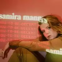 Bild på Samira Manners läxar upp i nya singeln ”How-To-Be-Decent Guide” – release 21 april