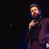 Bild på Father John Misty [US] släpper nytt album och kommer till Sverige!