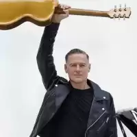 Bild på Bryan Adams återvänder till Sverige - två konserter sommaren 2025 