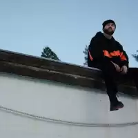 Bild på ZACKE ÅKER UT PÅ EFTERLÄNGTAD TURNÉ